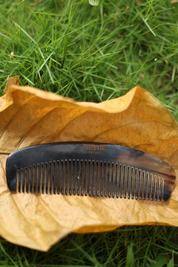 Mistik Terapi Sığır Boynuzu Tarak - Doğal ve Ekonomik Bakım - Orta Kalite